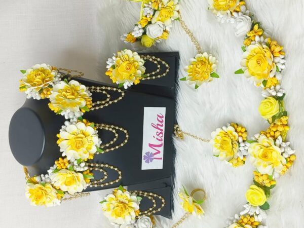 Flower Jewellery Set - C18 B